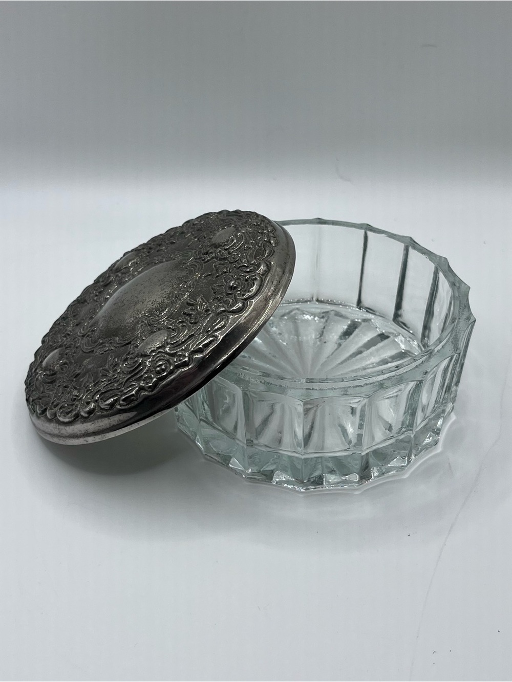 Vintage Cut Glass Crystal Powder Jar Vanity Trinket Box Ornate Silver Lid